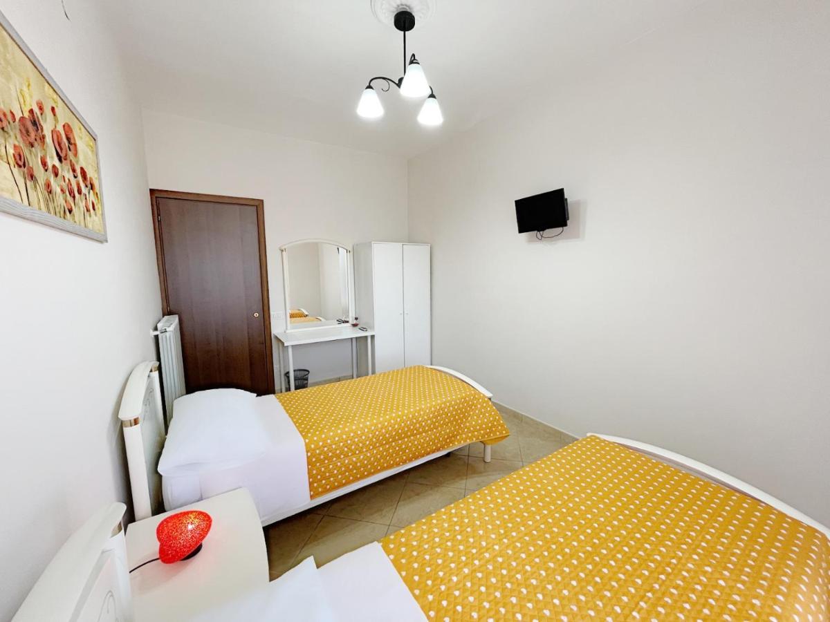 Flavia Apartment Castellammare di Stabia Buitenkant foto